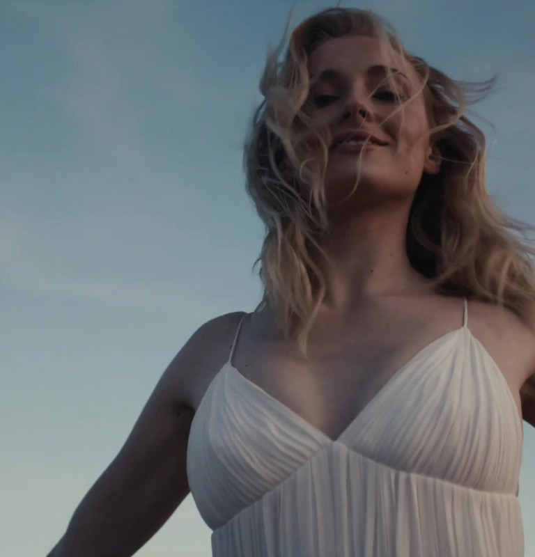 Софи Тернер случайные кадры | Вся правда о фигуре