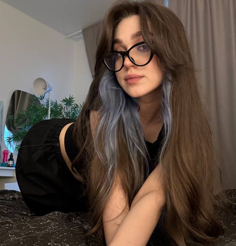 Настя Rochersha контент 18+ | Личное мнение