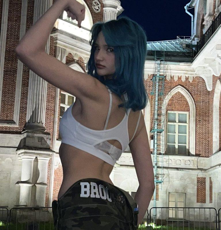 Лиза Анохина в нижнем белье | Скрытая съемка