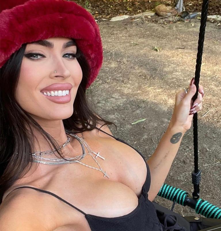 Меган Фокс в нижнем белье | Контент 18+