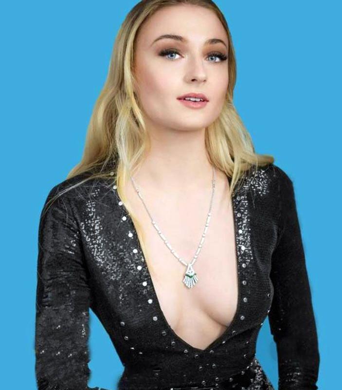 Софи Тернер случайные кадры | Вся правда о фигуре