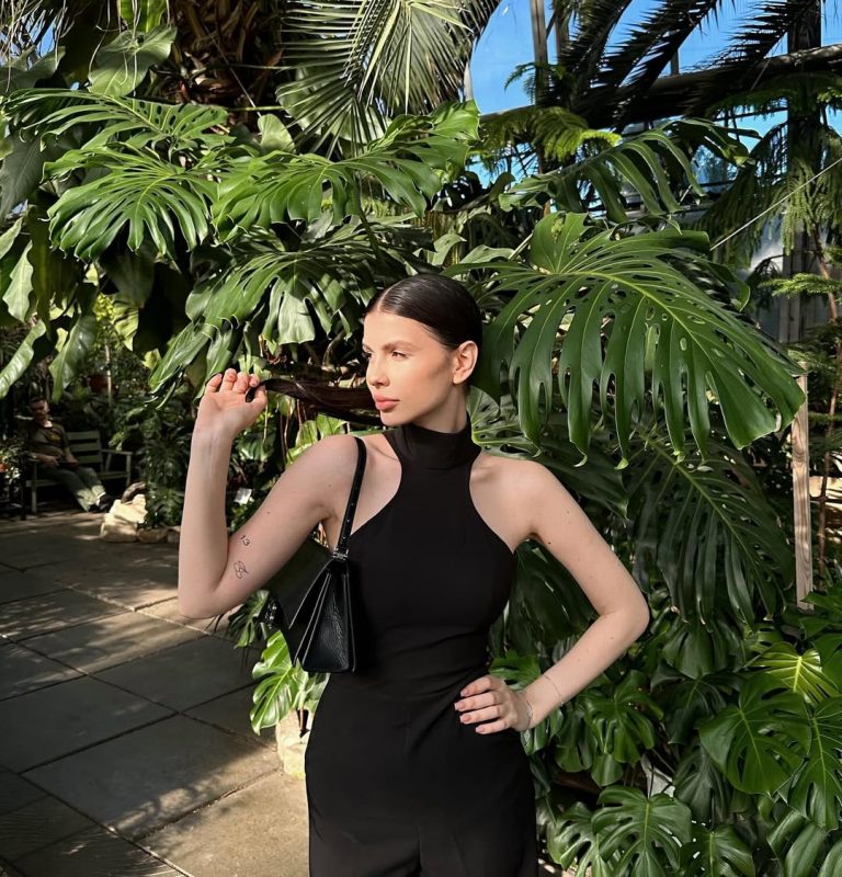 Аня Вишенка скрытая камера | Один день из жизни