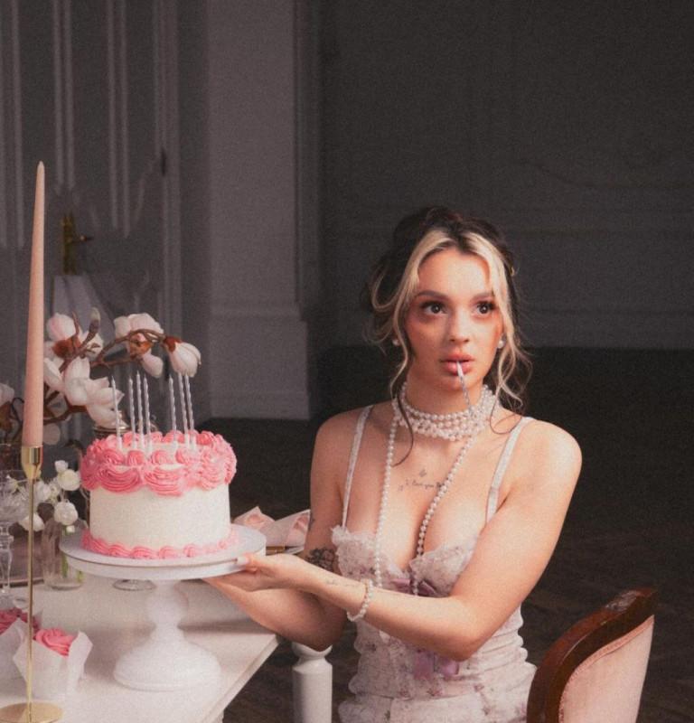 Дарьяна Галлавич контент 18+ | Закрытый архив