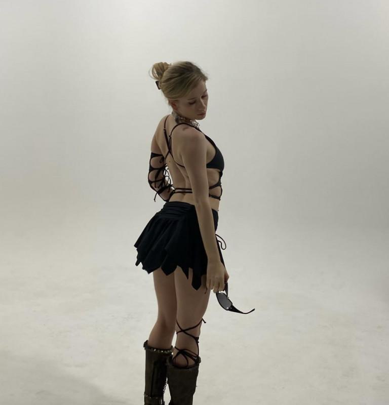 Инст Рина без цензуры | Смелые ракурсы