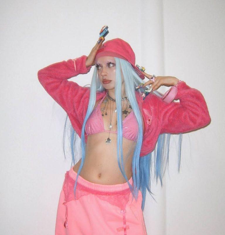 Мейби Бэйби скандальное фото | Моменты со съемок