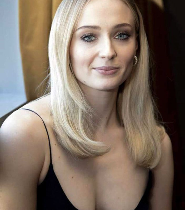 Софи Тернер случайные кадры | Вся правда о фигуре