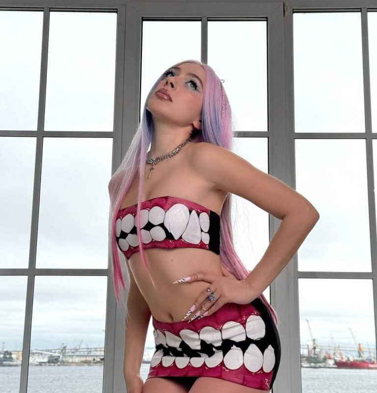 Мейби Бэйби скандальное фото | Моменты со съемок