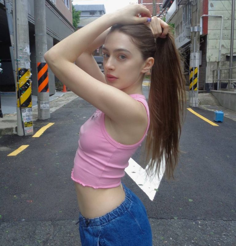 Мейби Бэйби скандальное фото | Моменты со съемок