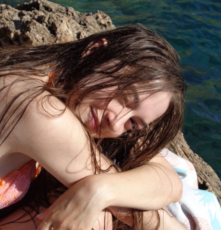 Мейби Бэйби скандальное фото | Моменты со съемок